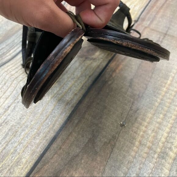 ELIZABETH AND JAMES E-Stint Gray Suede Gladiator Sandals - Picture 4 of 13